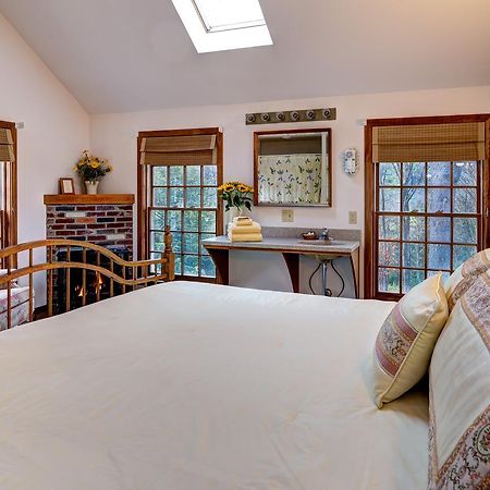 Bed and Breakfast Breakfast On The Connecticut Lyme Экстерьер фото